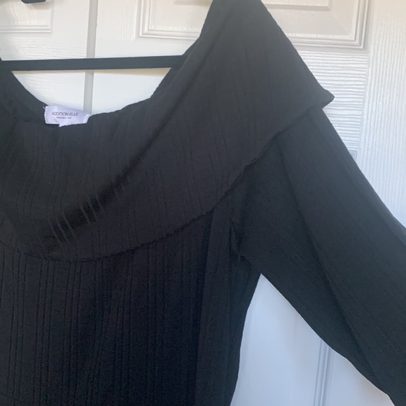 Off the Shoulder Knit plus sizes dress - Picture 4 of 4